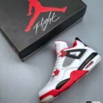 JORDAN J4 Q
